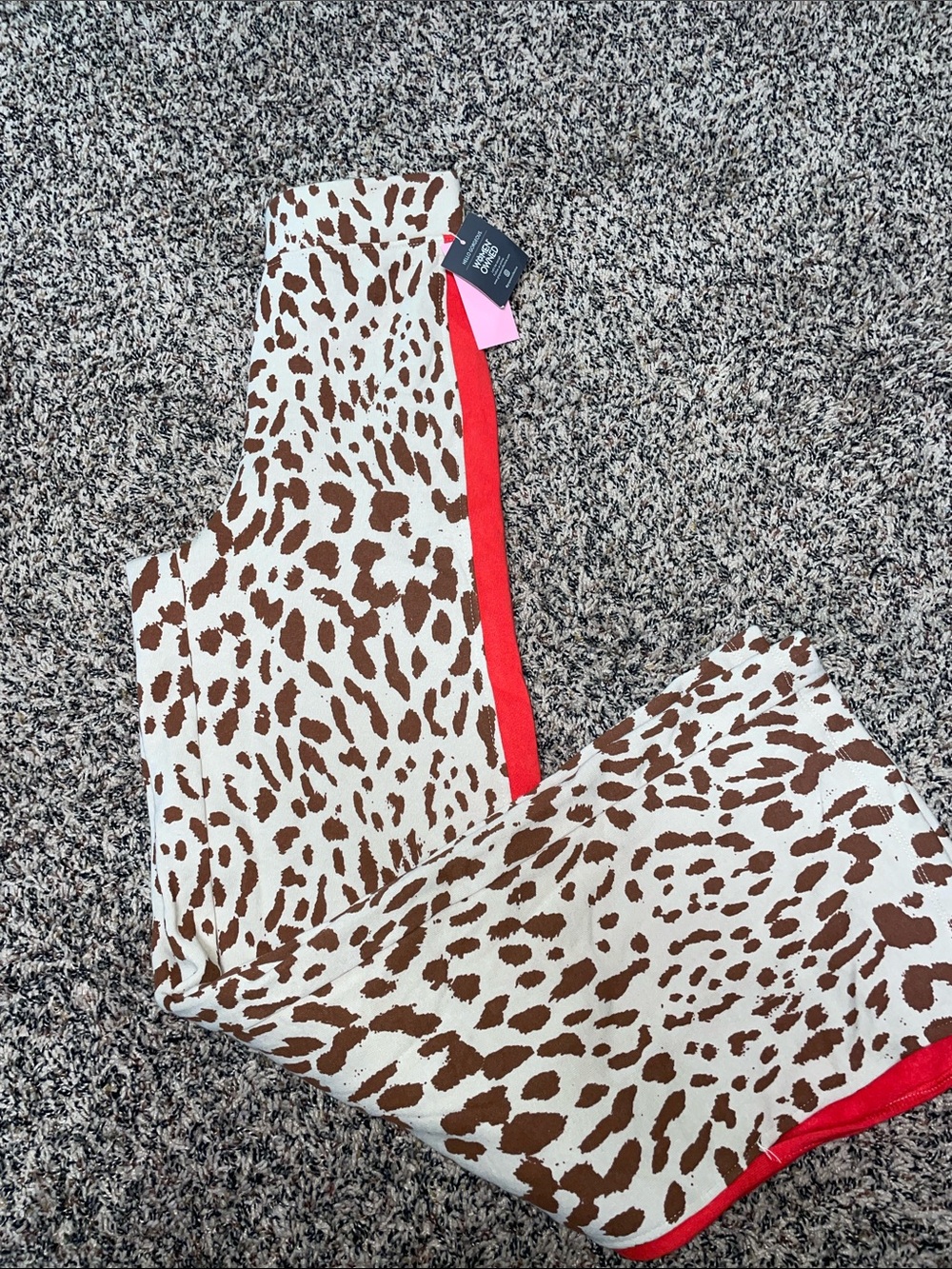 Grayson Threads High Rise Soft Split Ankle Animal-Print Relaxed Sweats XXS NWT - Picture 3 of 7